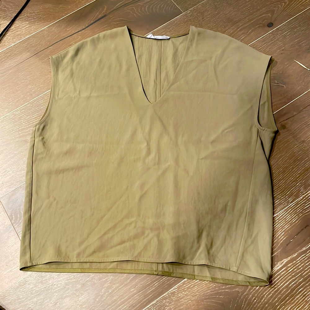 Everlane blouse